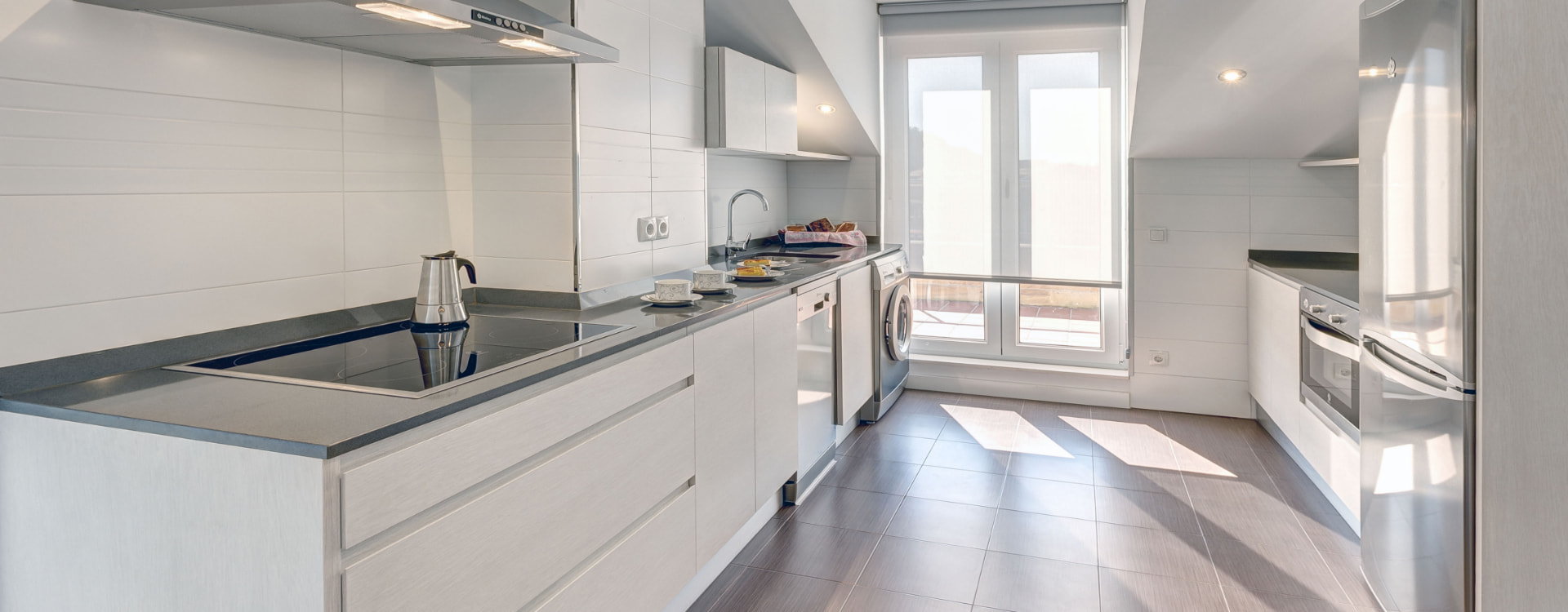 Fully equipped kitchen of La Albarca flats