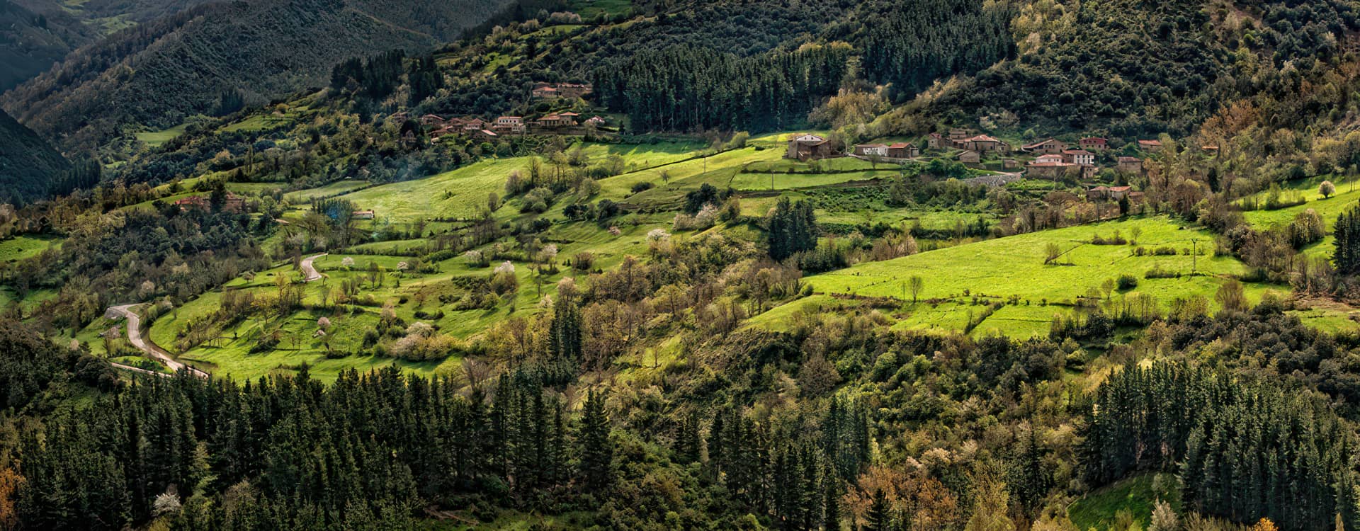 Image of the surroundings of the Los Pasiegos Group's accommodations